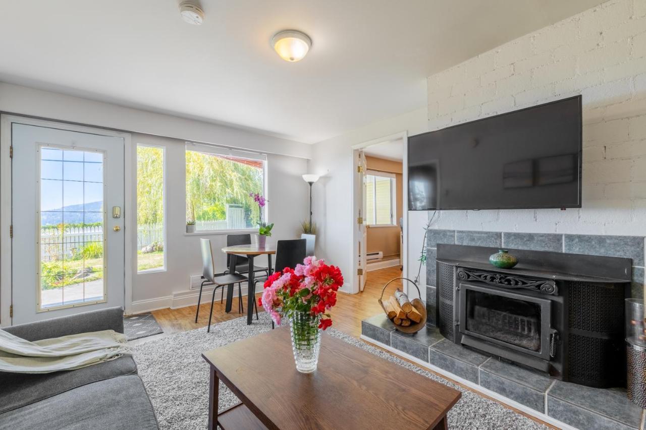 Two Bedroom With Amazing Ocean View North Vancouver Exterior foto