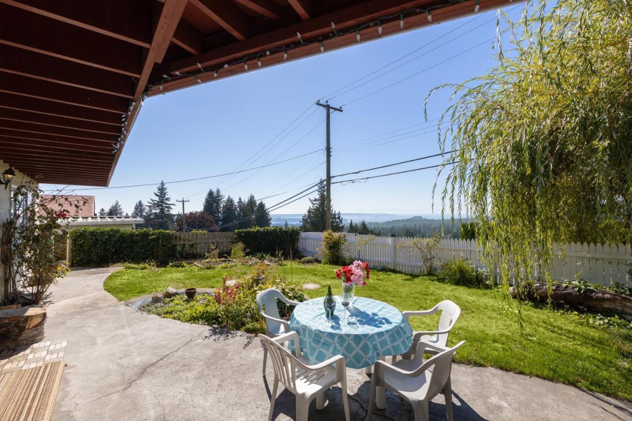 Two Bedroom With Amazing Ocean View North Vancouver Exterior foto